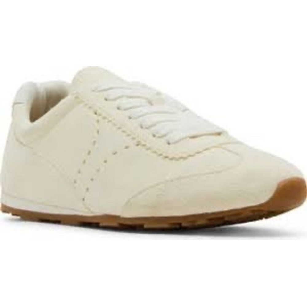 Blondo Callen Waterproof Suede Sneakers Cream Sand Low Top Star Sole Womens 11M